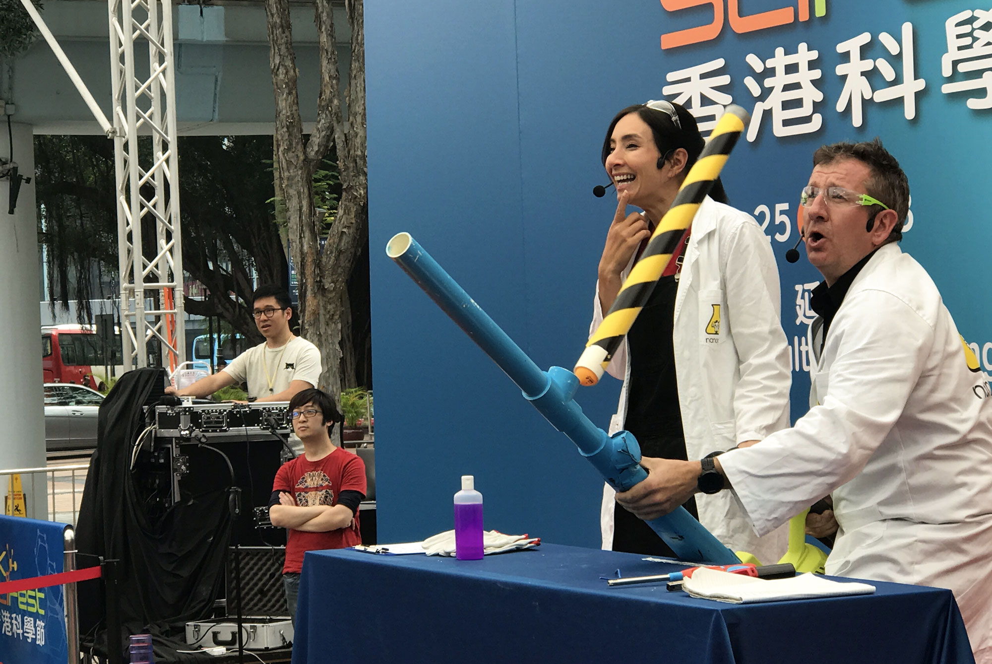 Nanogirl at a Street Science Show