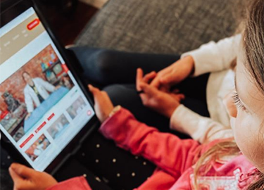 Home schooling Kiwi mum-of-five daughters on STEM crusade with Nanogirl Headshot